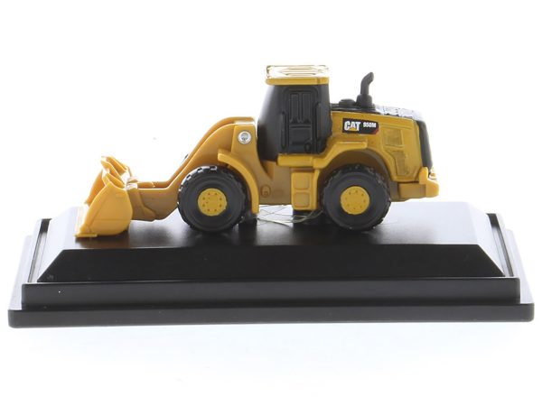 CAT Caterpillar 950M Wheel Loader Yellow "Micro-Constructor" Series Diecast Model by Diecast Masters - Image 4